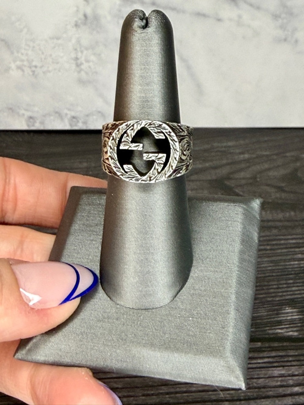 Gucci Interlocking G Solid Sterling Silver Ring | 6 3/4 Unisex | New Full Set - Picture 4 of 11